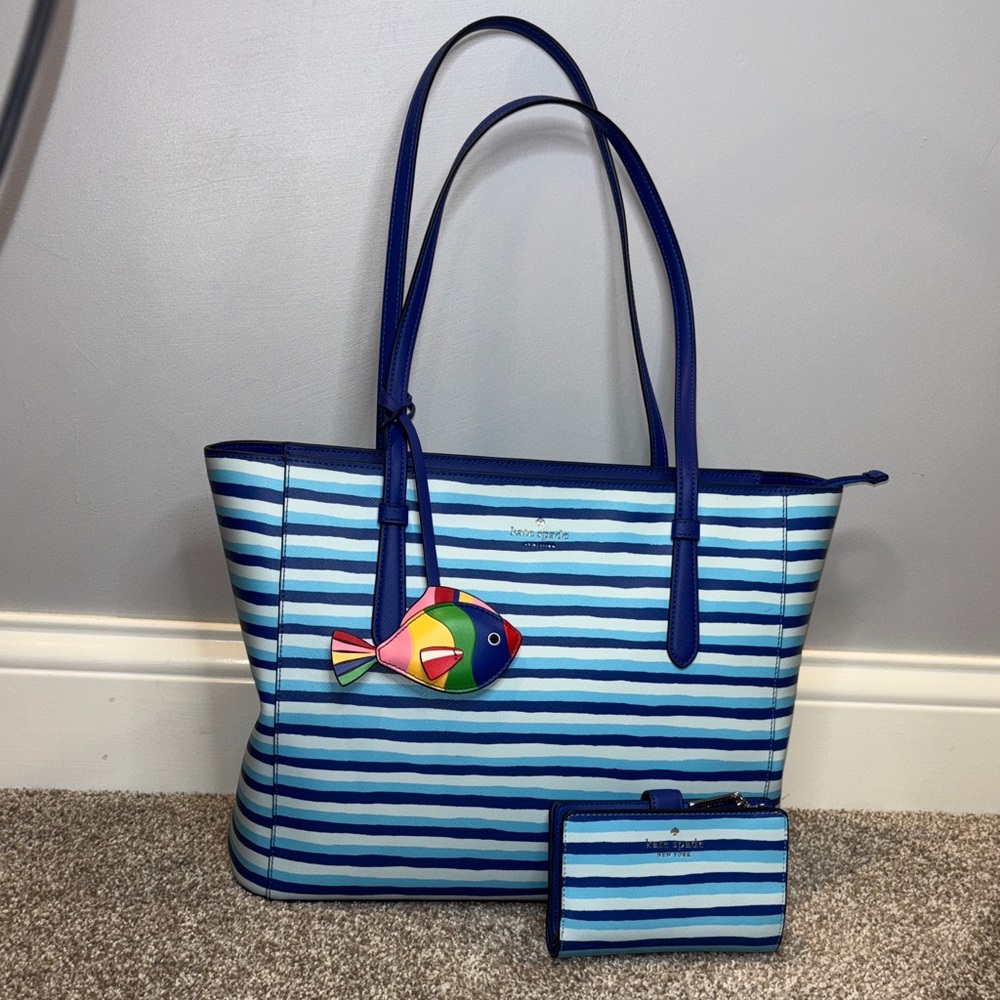 NWOT Kate Spade Schuyler Stripe Tote with Matching Wallet